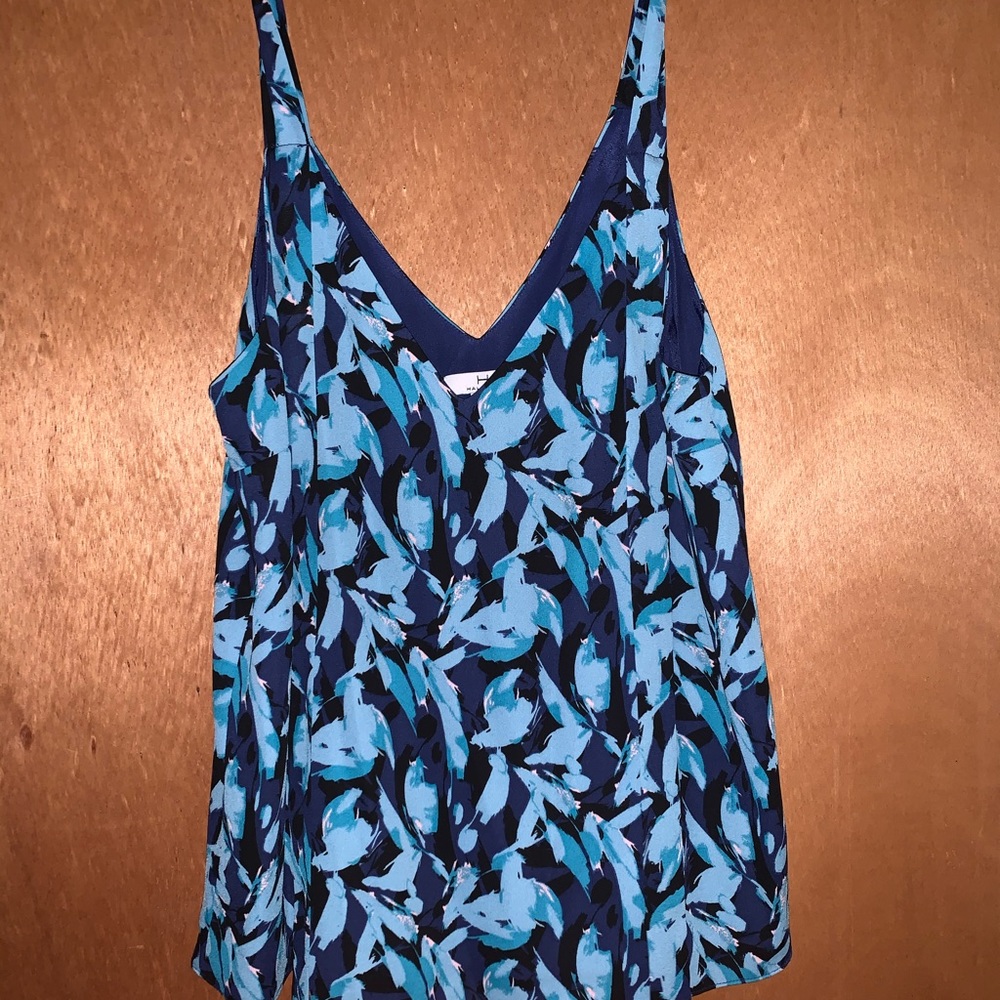 Halston Sleeveless top